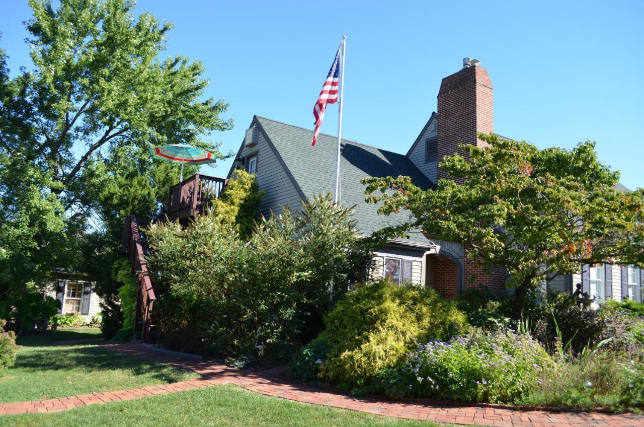 Annville Inn Bed & Breakfast Extérieur photo